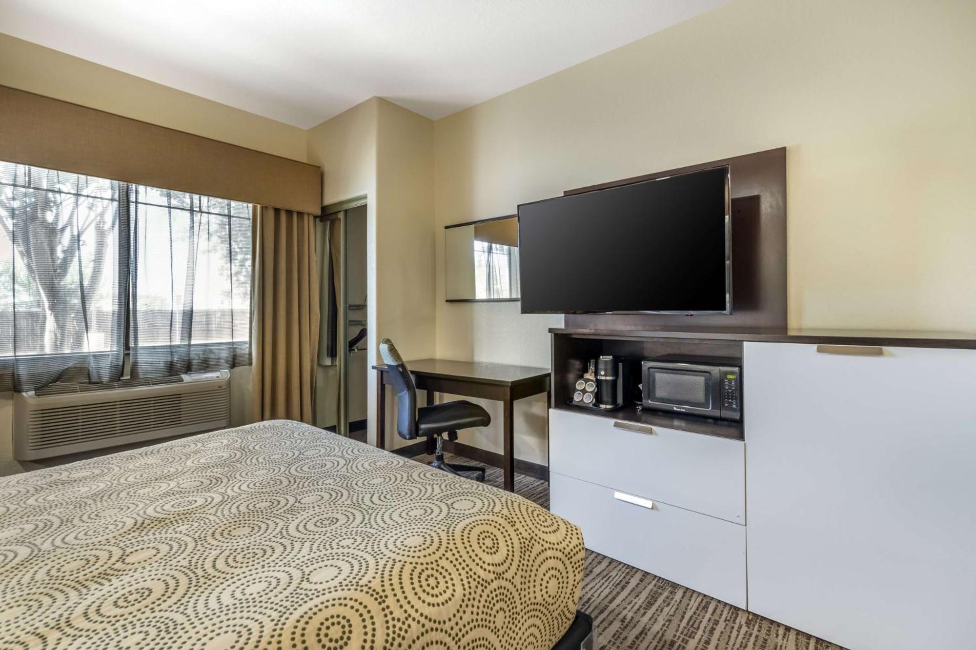 Hotel Western Atrea Y 3*