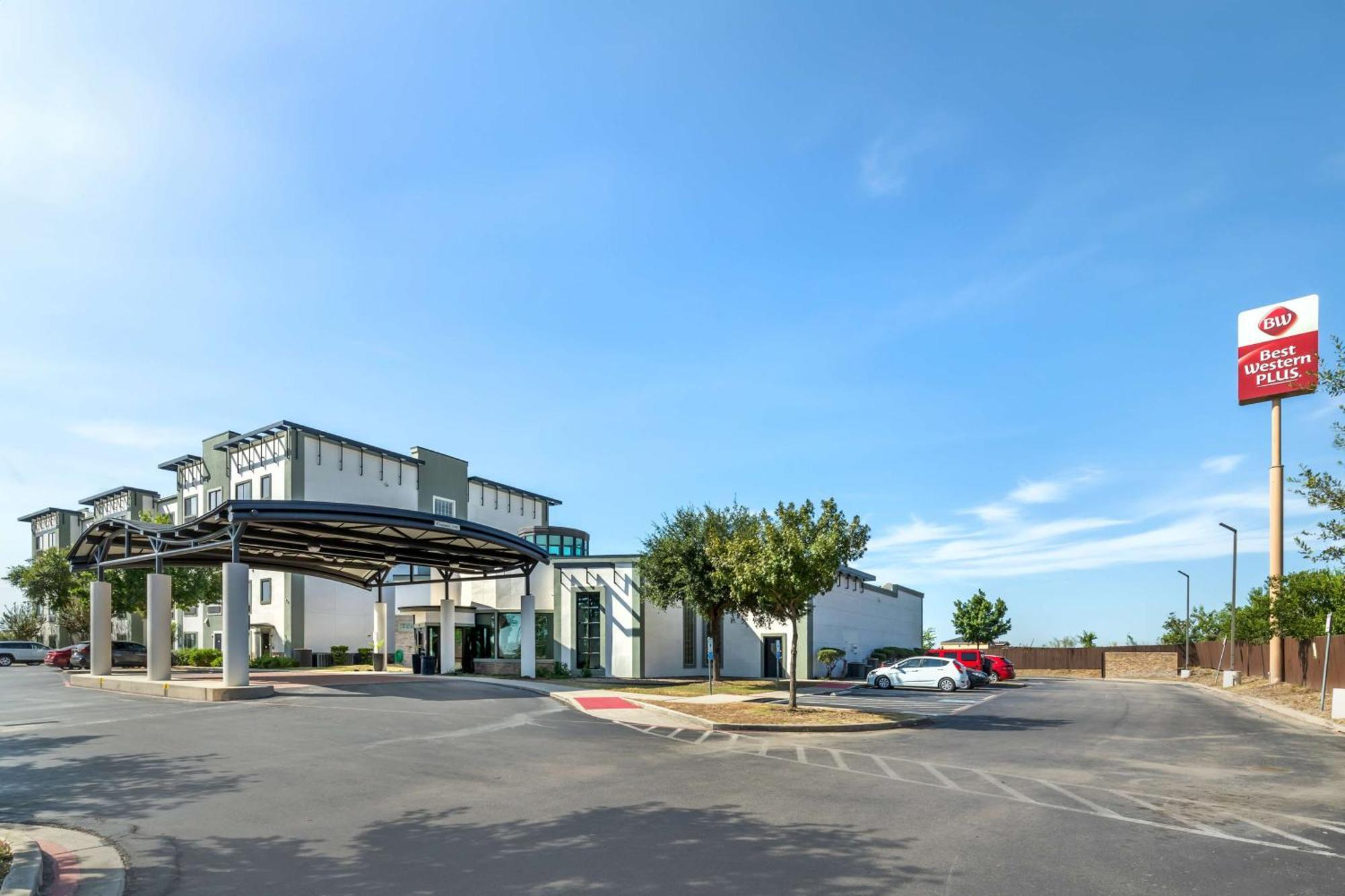 Hotel Western Atrea Y 3*